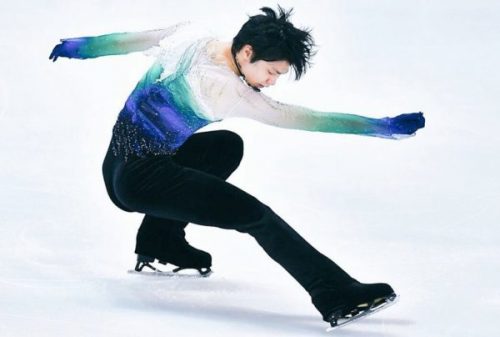 本物そっくり。羽生結弦のキャメルスピンをリアルに再現する人形のクオリティが高い